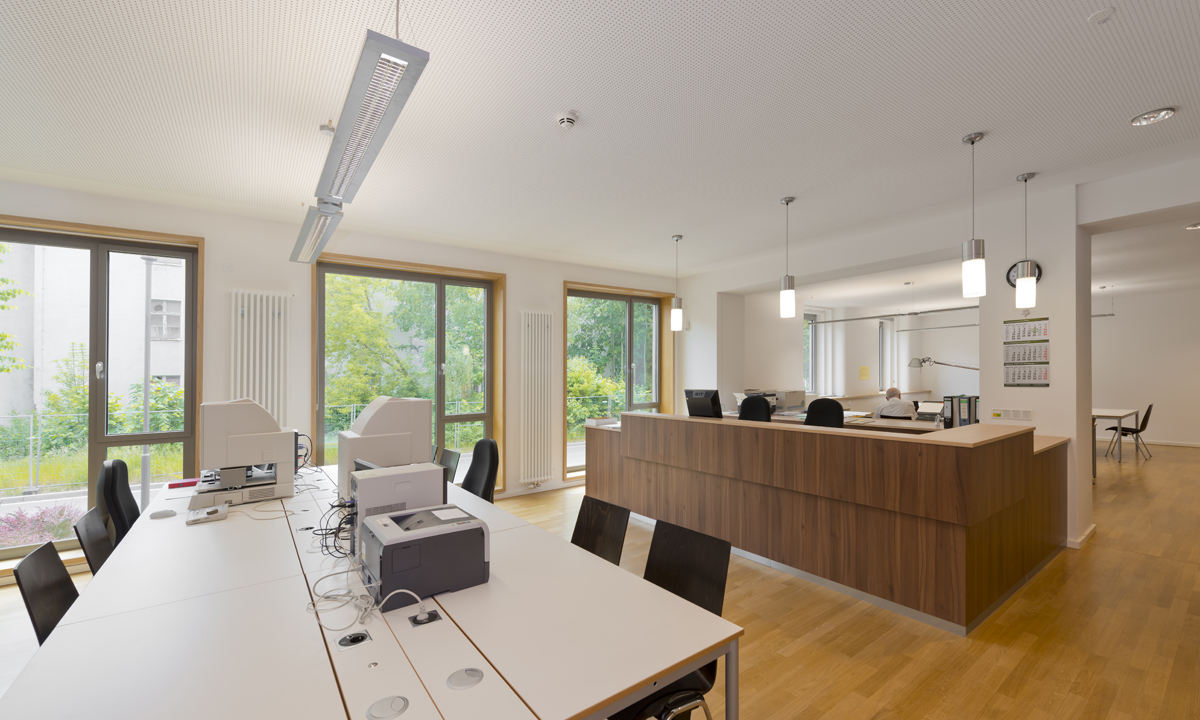 Copyright Michael Miltzow JUN7869 opt 01.jpg